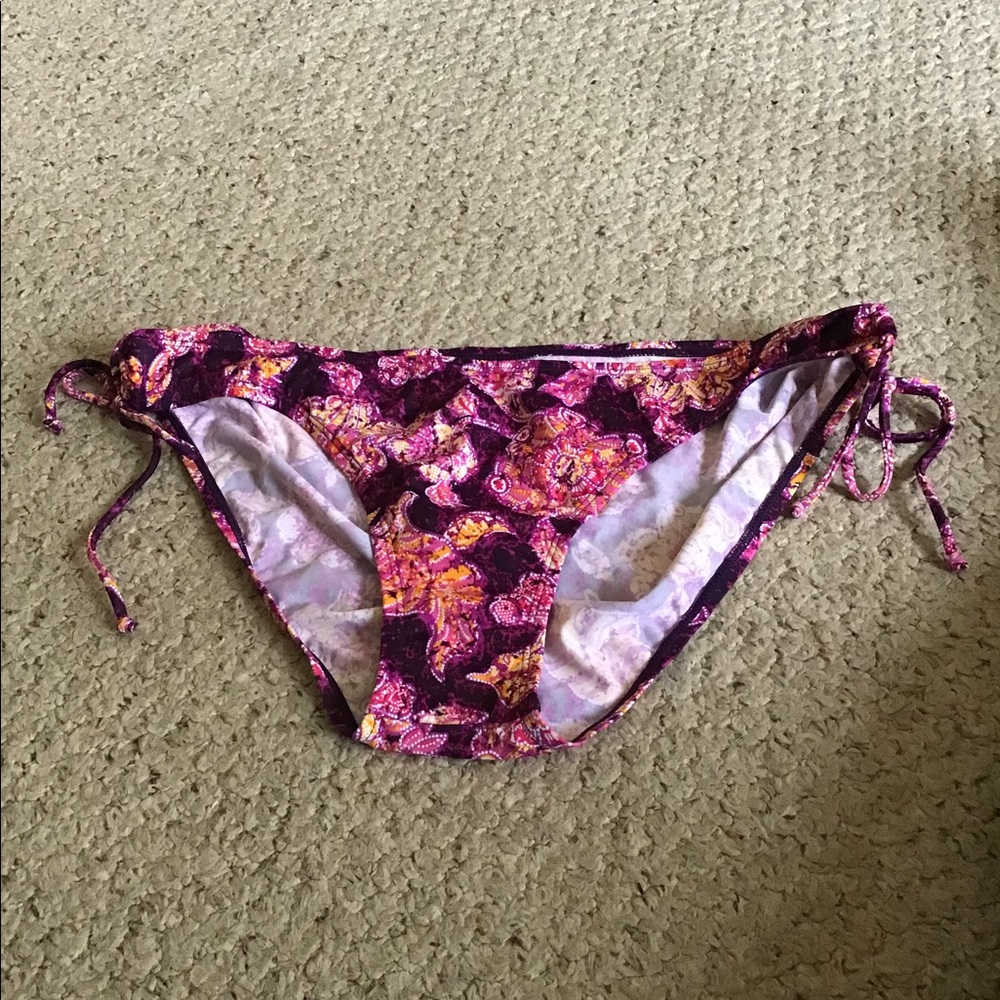 TWO HEARTS MATERNITY BATHING SUIT BOTTOM XL NWOT